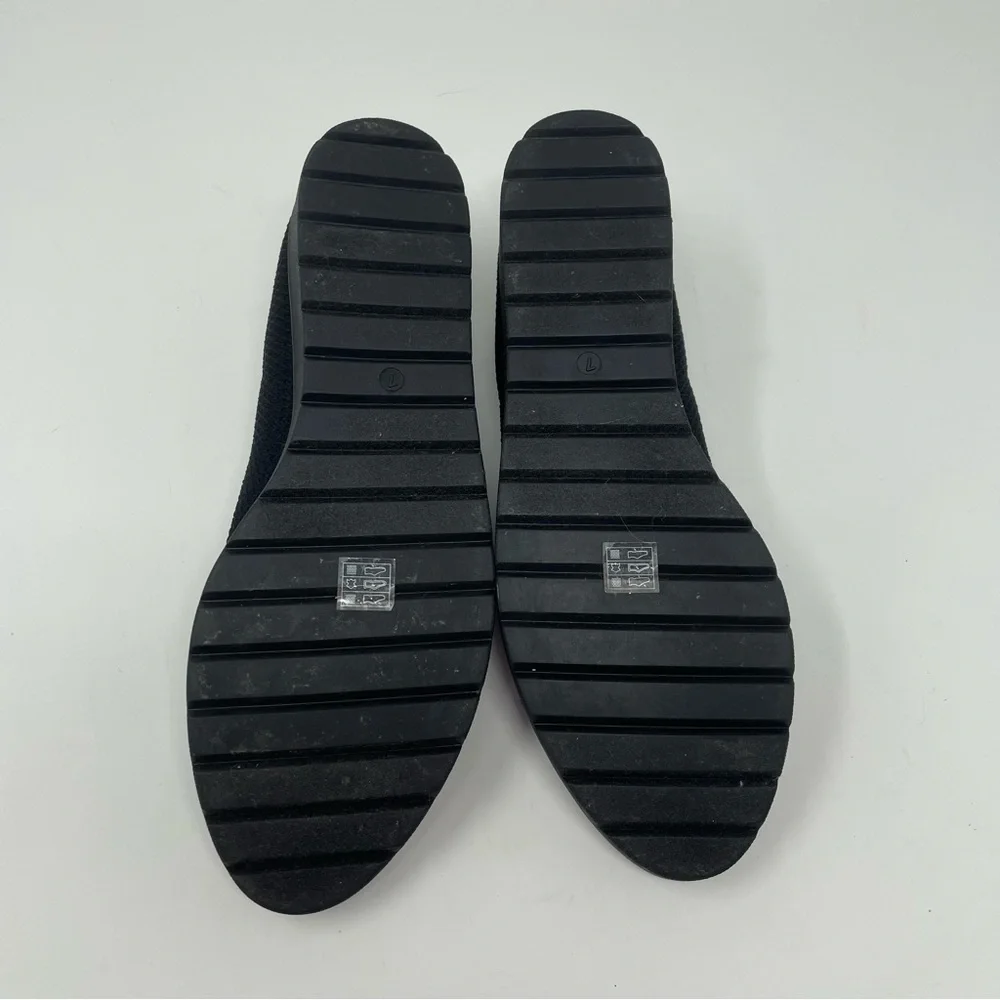 EILEEN FISHER Heaven Stretch Knit Wedge Ballet Flat in Black Size 7 - Picture 5 of 7